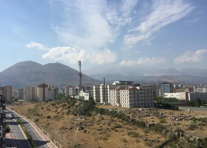 アパートホテル Elit